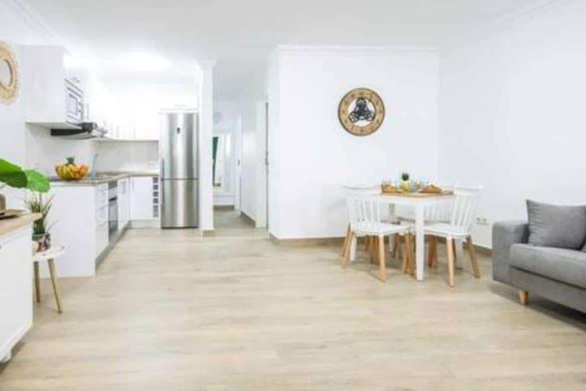 Apartamento Estrella ปูแอร์โตเดลคาร์เมน ภายนอก รูปภาพ